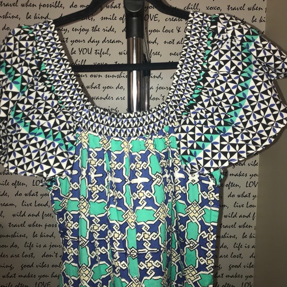 RO'S GARDEN JENNA COVER-UP DRESS - Picture 5 of 11